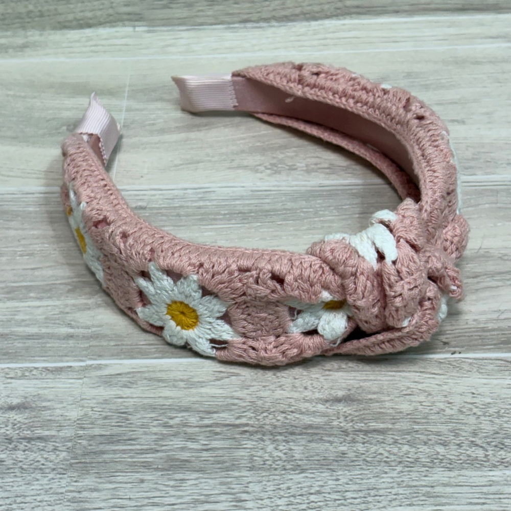 Women's Pink Daisy Crochet Head Band Boho Floral Cottagecore